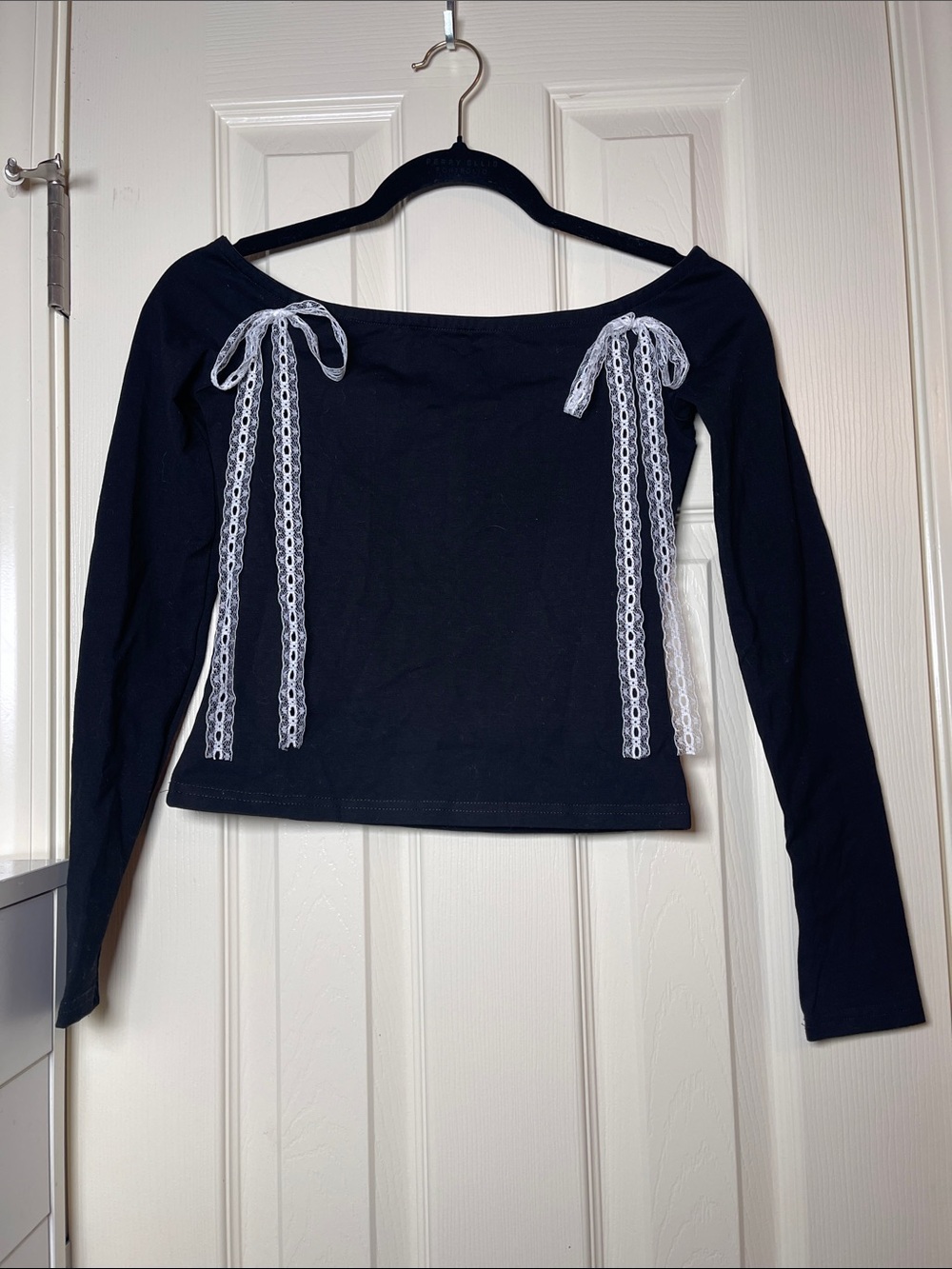 Edikted Black Off-Shoulder Lace Tie Long Sleeve Top